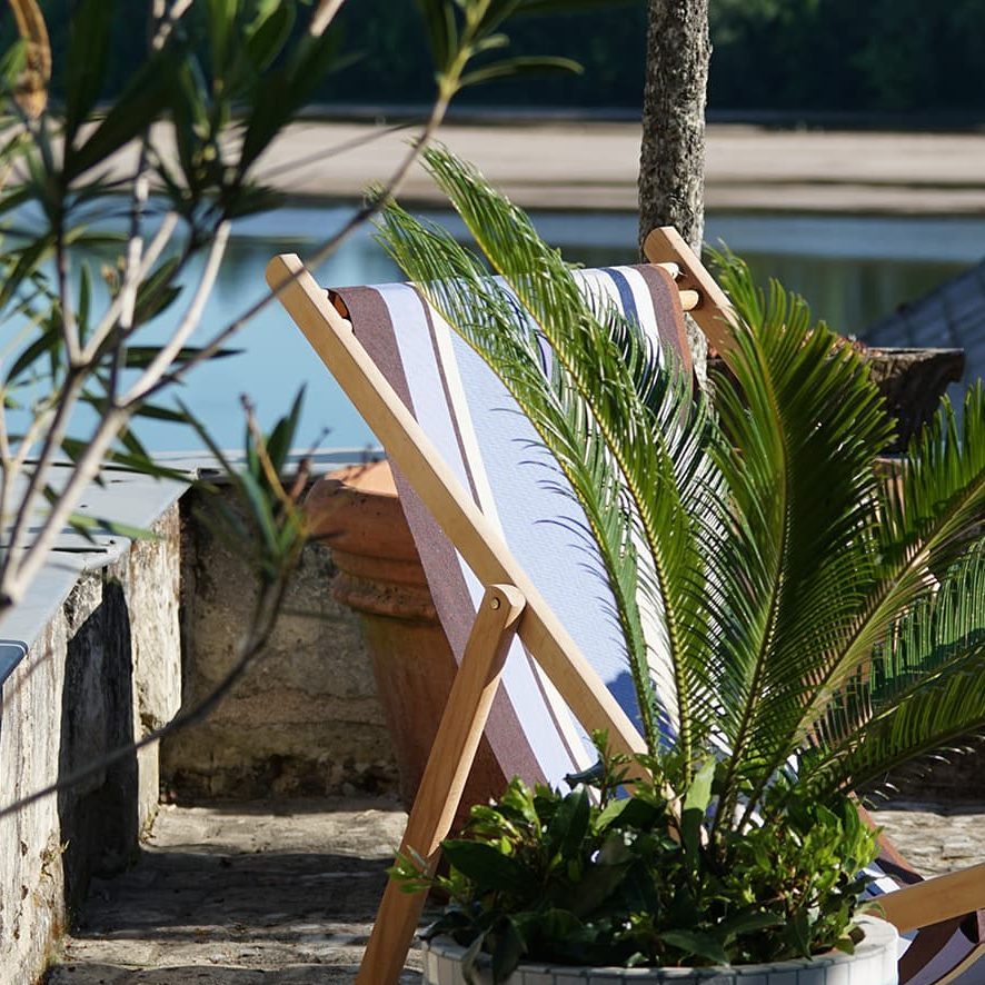 Détail de la terrasse de la maison bleue